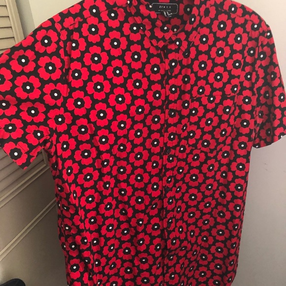 Forever 21 Men Short Slv Red Floral Button Up - Picture 2 of 3